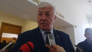 Кметът от ГЕРБ Здравко Димитров изхвърля украинци на улицата заради частна болница