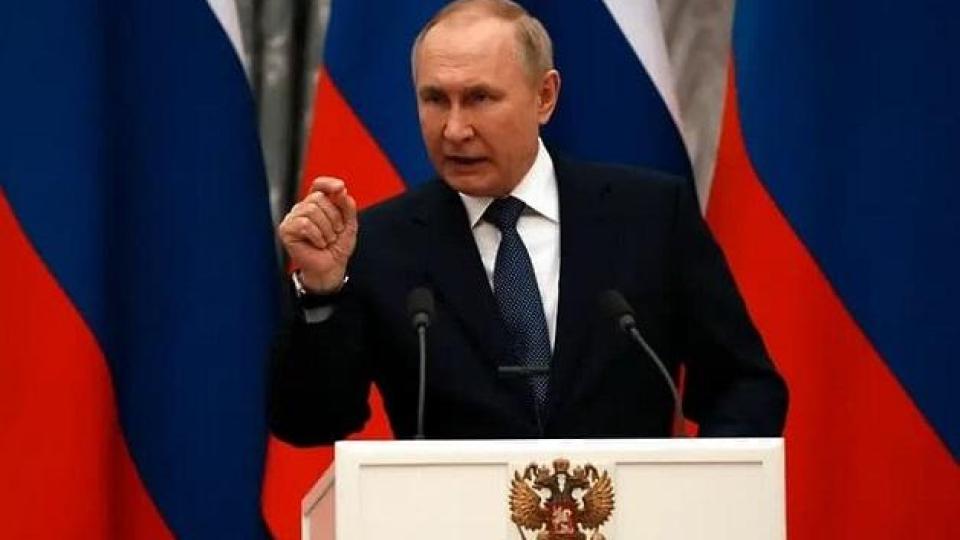 Метежът не е спирал: Путин се „обеси“