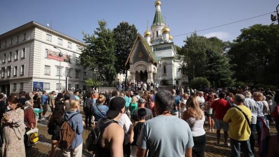 Шпионска апаратура докарана в Руската църква с алуминиеви куфари през 2018 г.