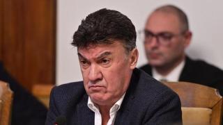 ЕКШЪН: Крадци ощавиха Боби Михайлов с €500 000